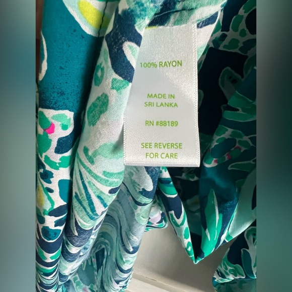 Lily Pulitzer Harbour Island Tunic, S, Tidal Wave in the Details Print - Picture 8 of 8